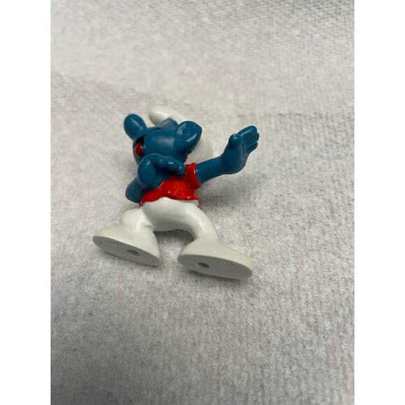 Schleich Smurf PVC Figure Peyo 1978 Skateboard - Picture 5 of 5